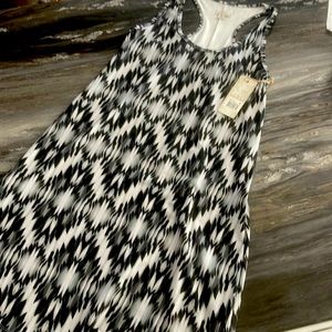 COPY - Tehama Womens Size Med Gray & Black Tennis Outdoor Athletic Dress THN048…